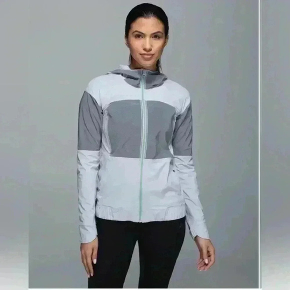 Lululemon light speed jacket 8 - Picture 1 of 9